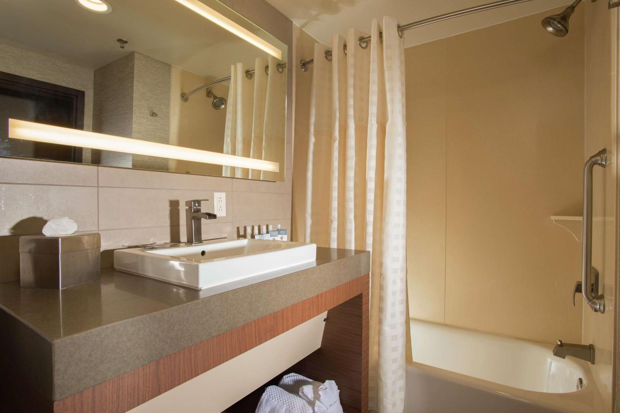 The Broadway Columbia - A Doubletree By Hilton Hotel Dış mekan fotoğraf